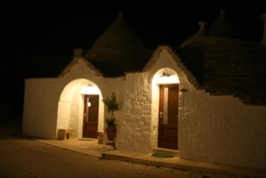 La Trullesa Holiday Альберобелло Экстерьер фото
